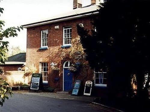 The Salhouse Lodge Hotel Wroxham Exterior photo